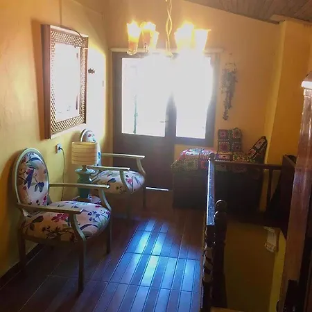 Daire Historic 3-story Mansion With Sea View Terrace