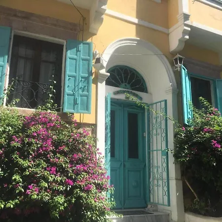Daire Historic 3-story Mansion With Sea View Terrace